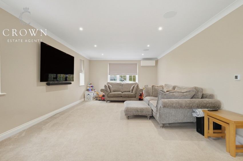 Images for Old Bell Lane, Rettendon Common, Chelmsford