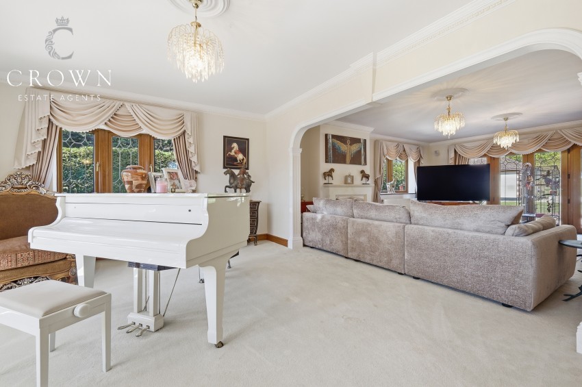 Images for Ramsden Park Road, Ramsden Bellhouse, Billericay